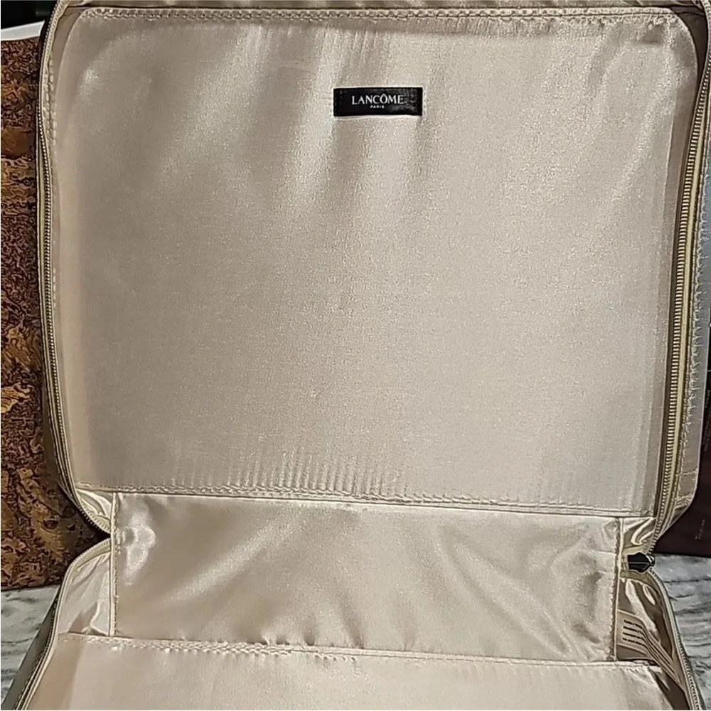 Lancôme   travel cosmetic gold bag